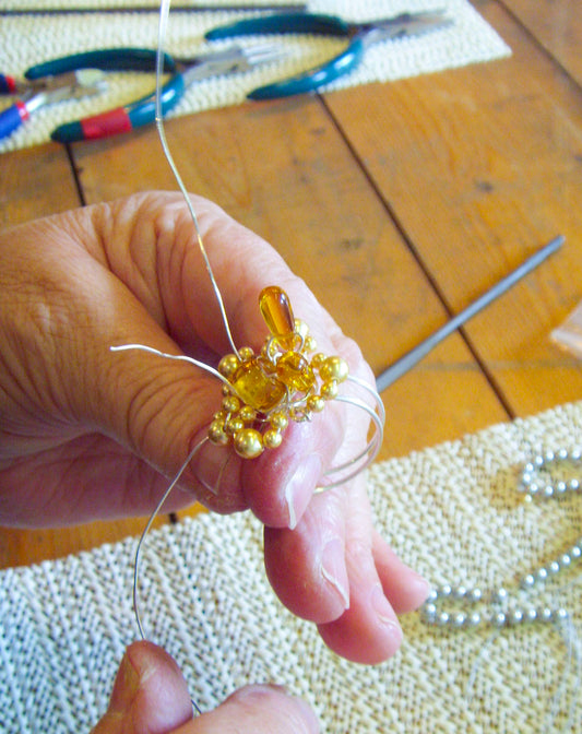 Making Beaded Jewellery 22/02/2025