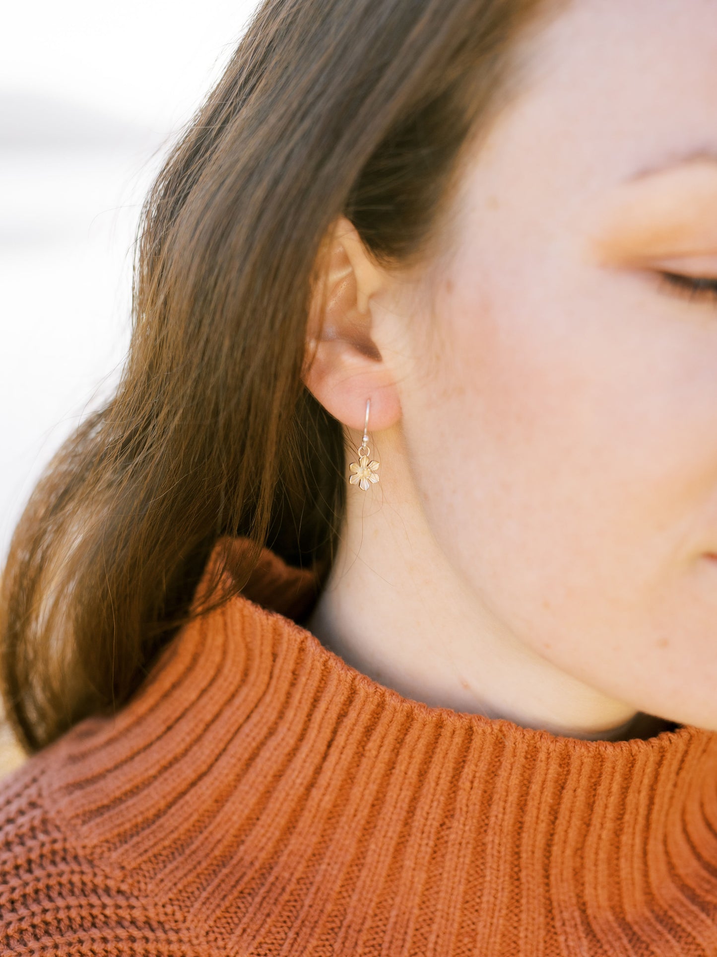 Daffodil Hook Earrings - Silver & Gold