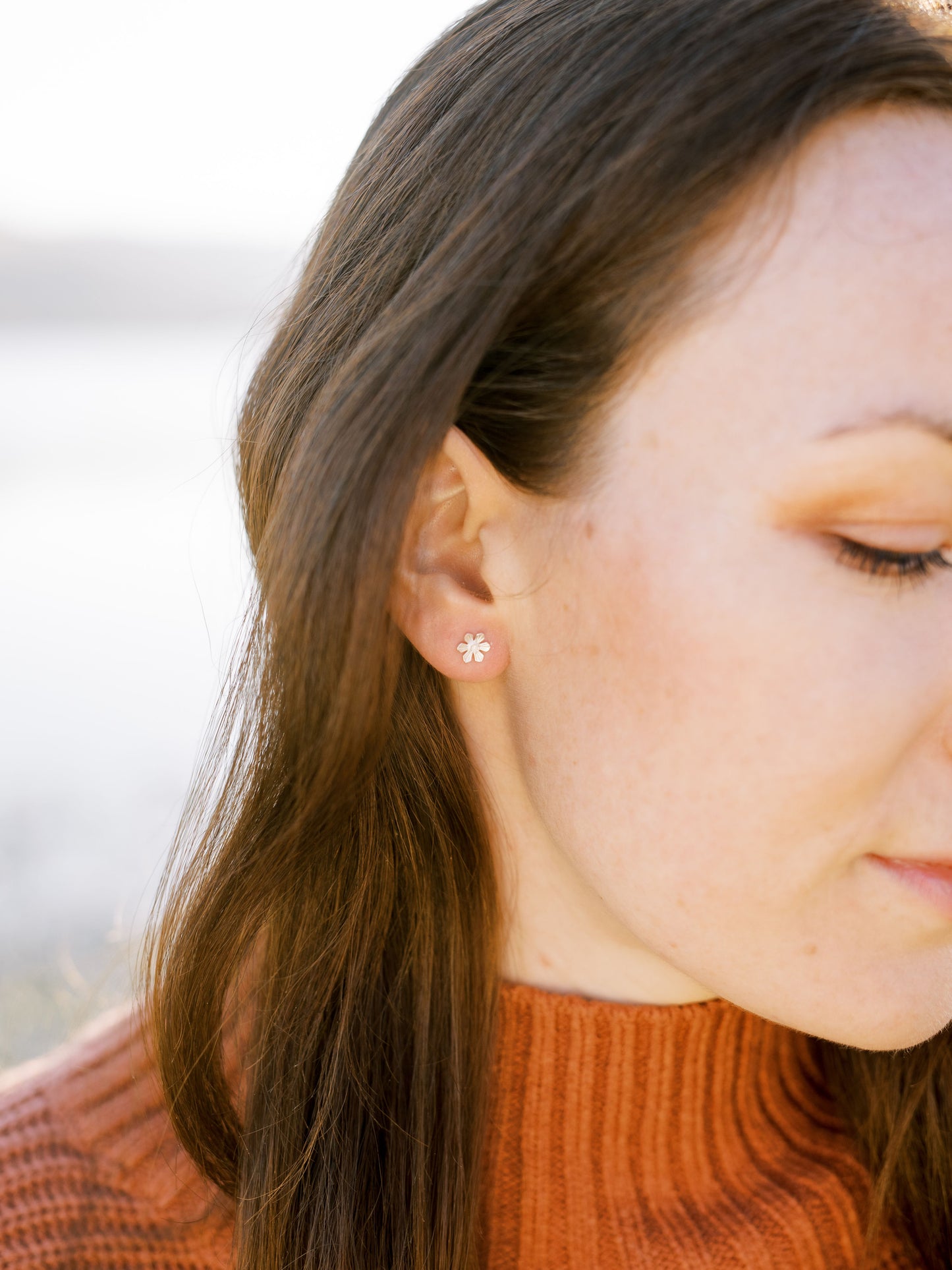 Daffodil Stud Earrings - Silver