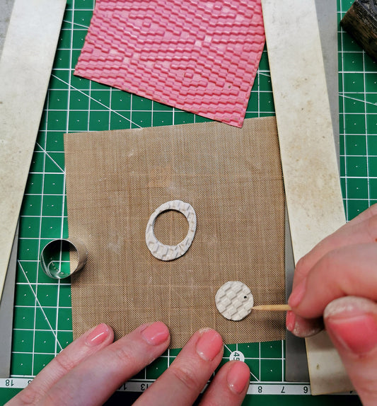 Make a Precious Silver Clay Pendant and Earrings 25/10/2025