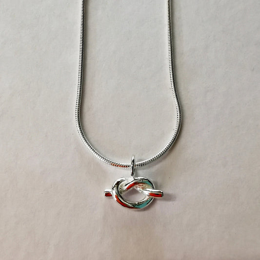 Little Knot Pendant